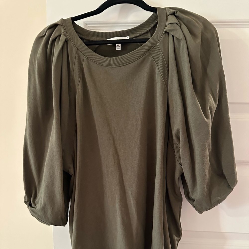 Gibson & Latimer Army Green Top
